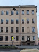 �������� ����� ������� ������ ������� ���������� ����������� �� ������� � ��������� ����� � �����-����������. �� ������ ����� ���������� ������� ������� ����������, � ���������� ��������� - ������� ����� ������ ������ ���� ��������� �������.